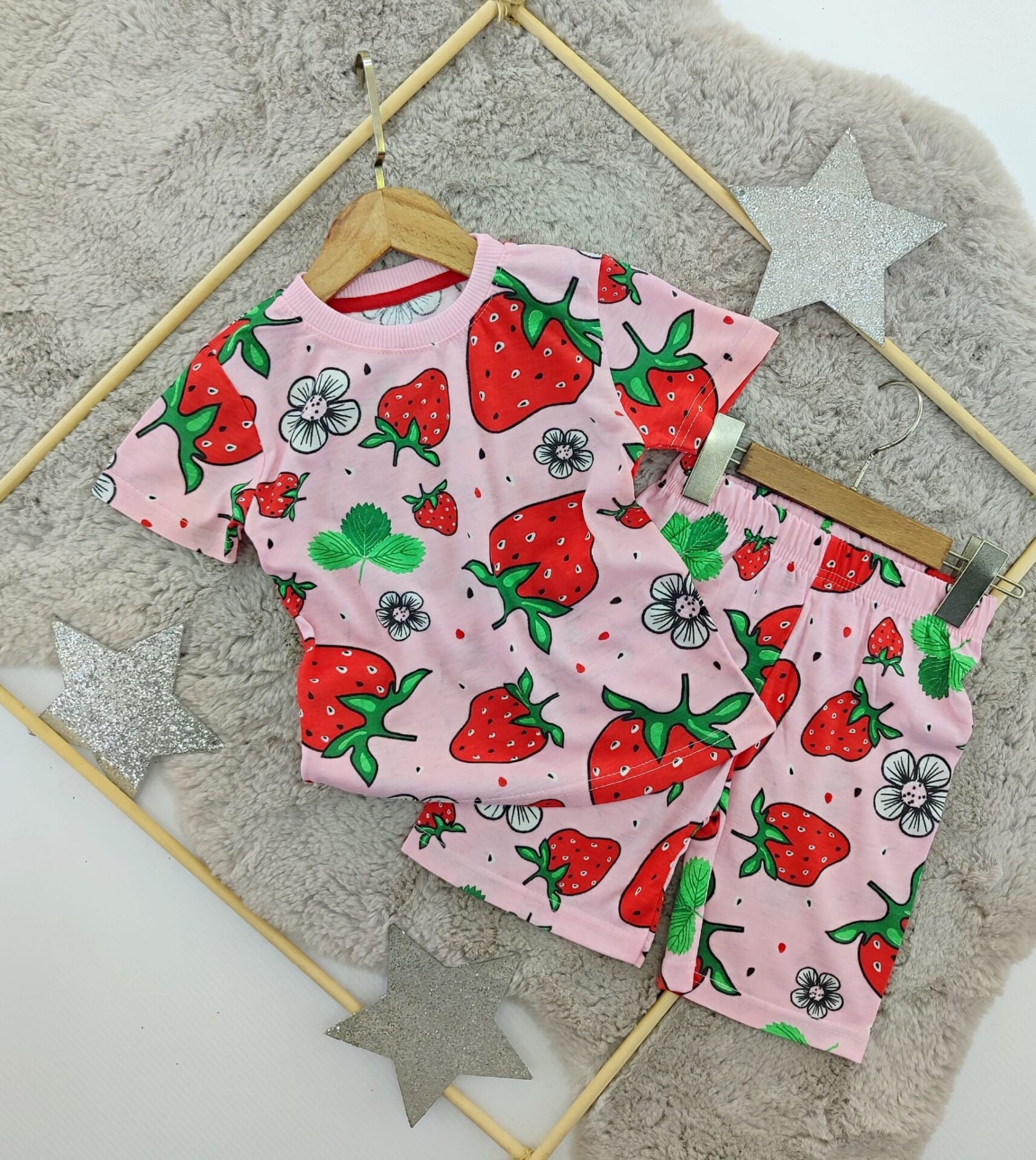 Çilek BASKİLİ  KAREKTER TAKIM