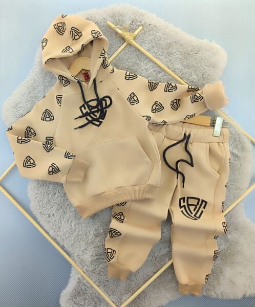 Kendinden desenli kapşonlu takım