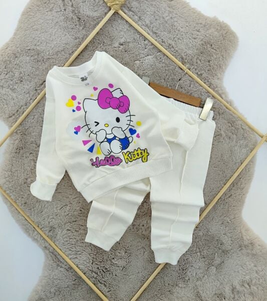 Hello Kitty Takım
