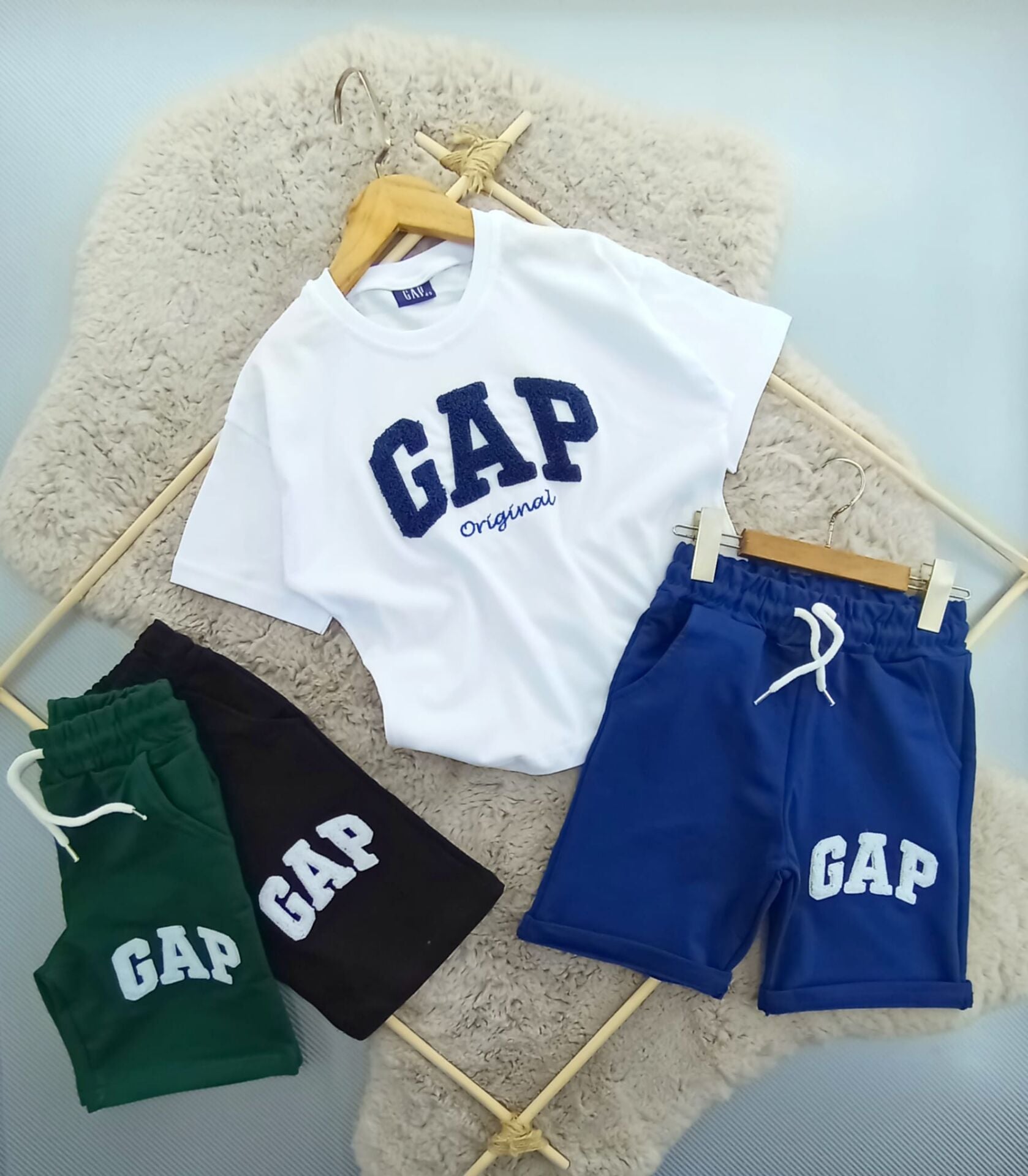 GAP SÜZUNE NAKİS İSLEMELİ TAKİM